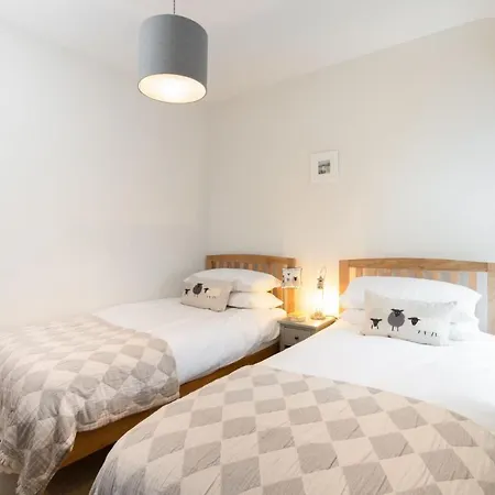 Σπίτι διακοπών Dormouse With Log Burner & Parking By Letmestay *