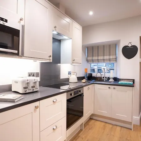 Dormouse With Log Burner & Parking By Letmestay Hébergement de vacances